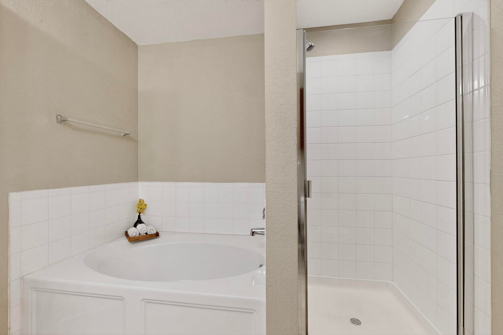 21-3D-Casas-2114-Cypress-Way-11152025_071254