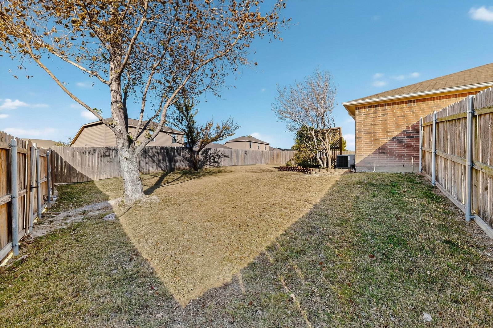 39-3D-Casas-2114-Cypress-Way-11152025_072231