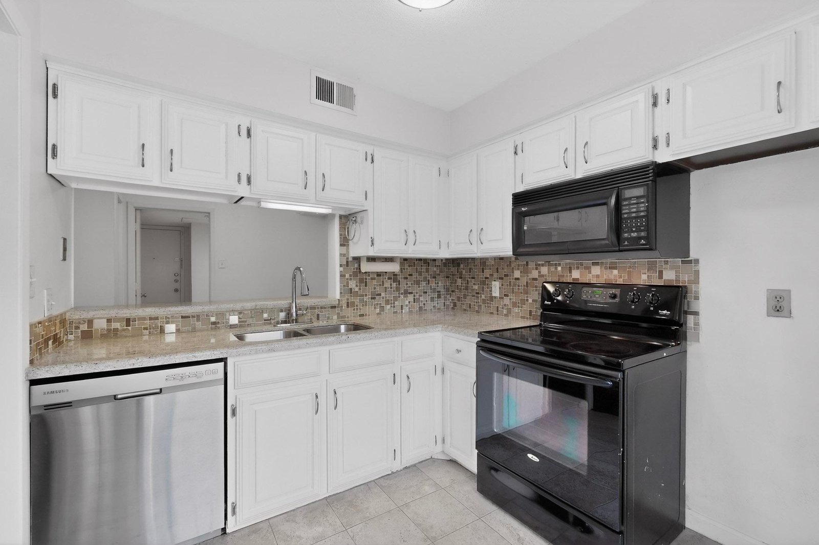 13-3D-Casas-4800-Northway-Dr-03192026_084459